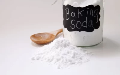 lighten your skin with baking soda